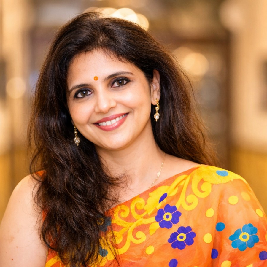 Dr. Parul Bahl